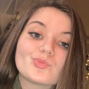 Meet your Posher, Lilly